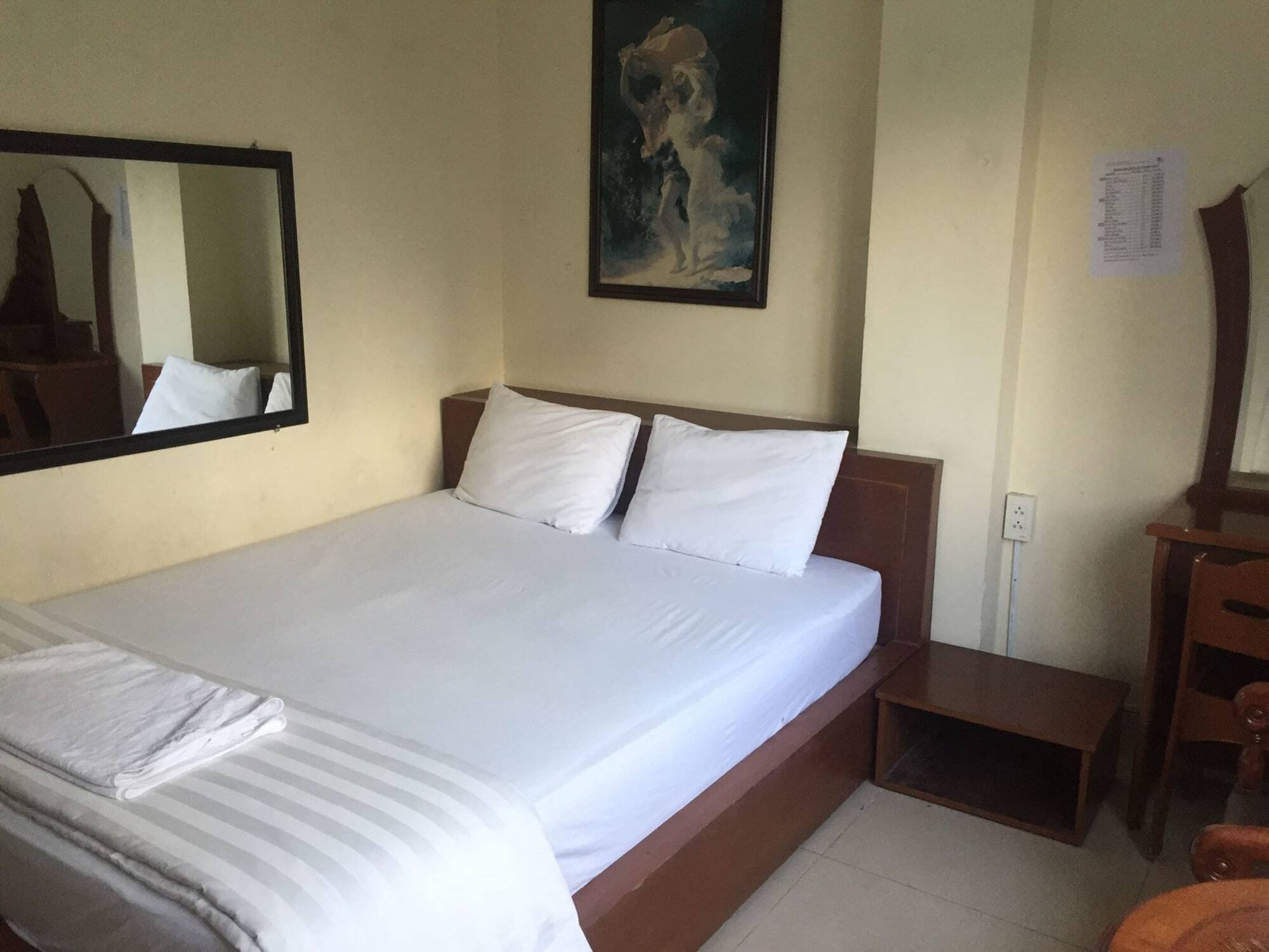 The Six Hotel-Hoang Long Son 3 Ho-Chi-Minh-Stadt Exterior foto